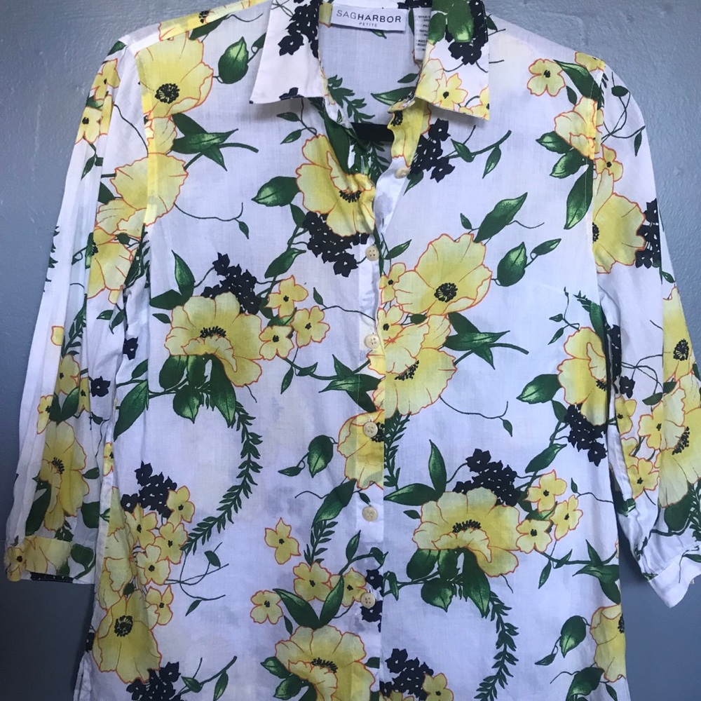 100% Cotton Sag Harbor blouse Med